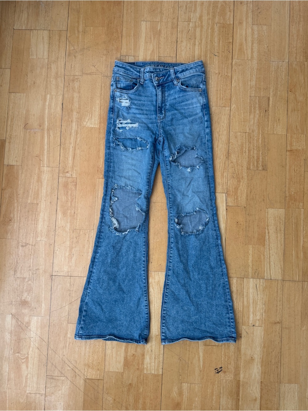 American Eagle Women’s Distressed Flared Jeans - Blue Size 2R